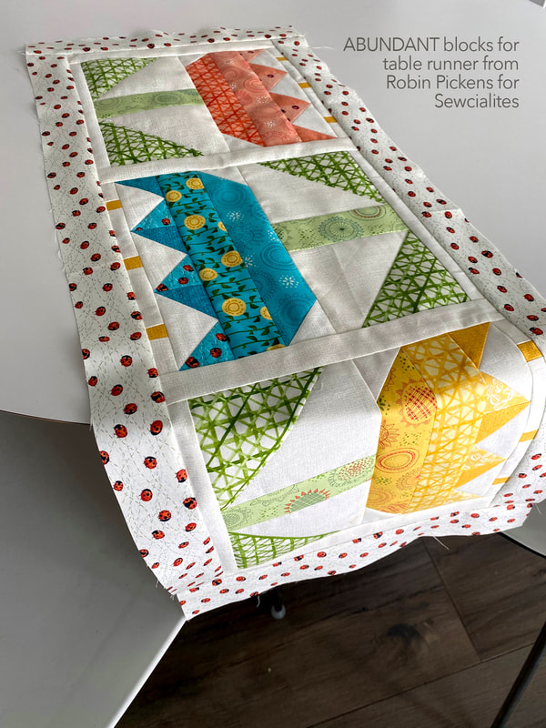 Abundant table runner ideas Solana fabric