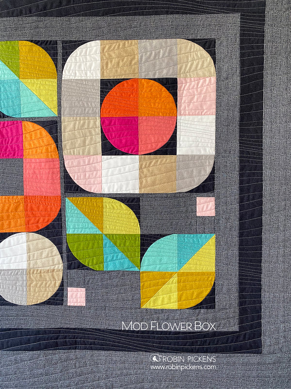 Mod Flower Box quilt CU from Robin Pickens in Thatched Fat Eighths
